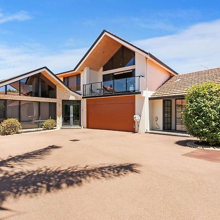 Swan River Apartment パース エクステリア 写真