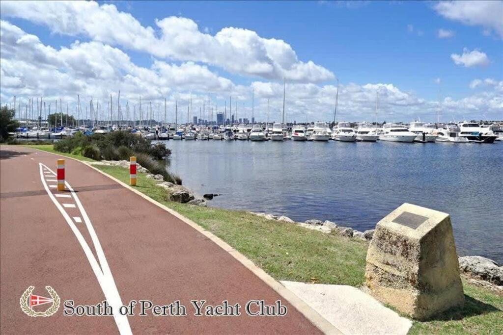 Swan River Apartment パース エクステリア 写真